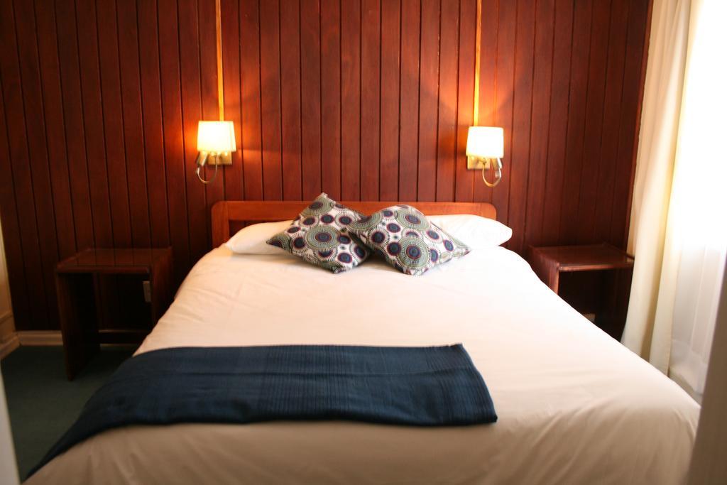 Hostal Del Sur Punta Arenas Exterior photo