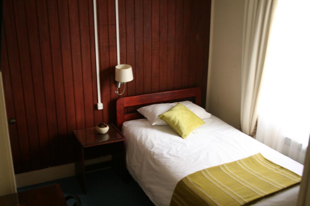 Hostal Del Sur Punta Arenas Exterior photo