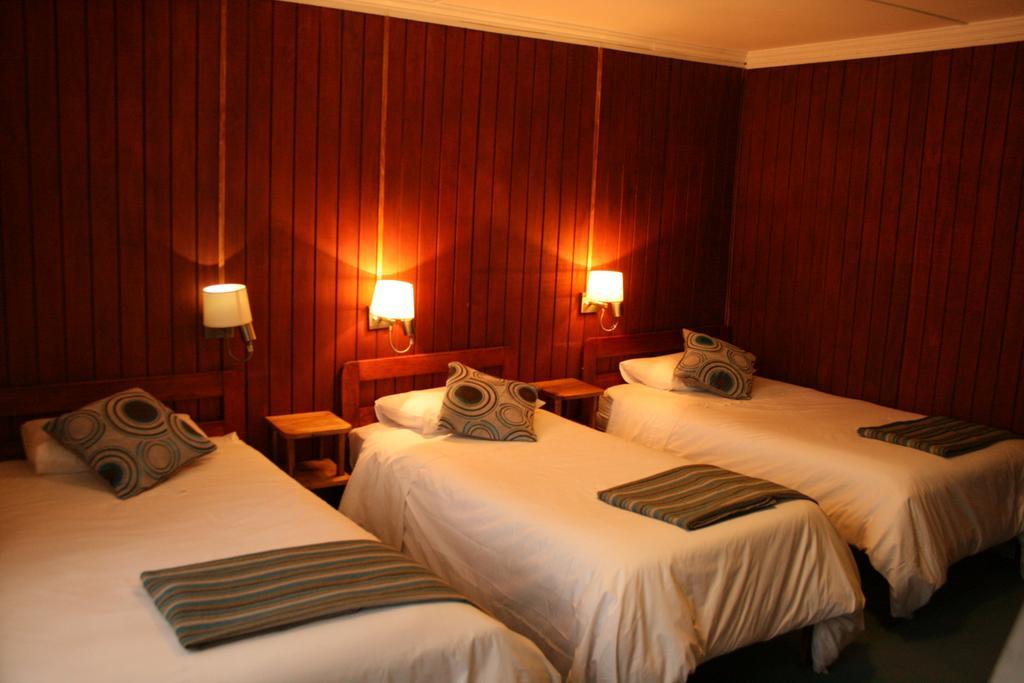 Hostal Del Sur Punta Arenas Exterior photo